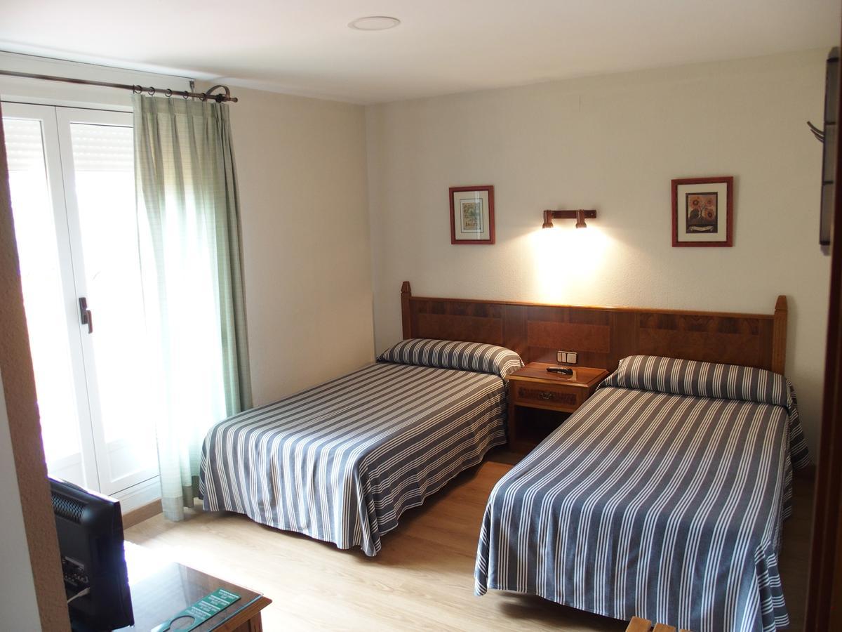 Hotel El Tablazo Villalba de la Sierra Eksteriør bilde