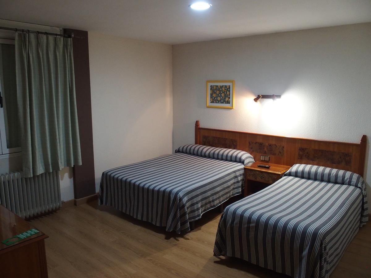 Hotel El Tablazo Villalba de la Sierra Eksteriør bilde